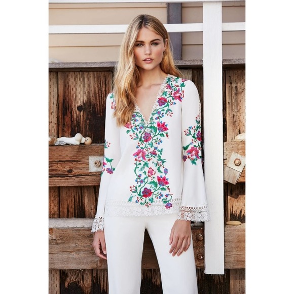 Tadashi Shoji Koa Floral Embroidered White Crepe Bell Sleeve Blouse Size Large - Picture 1 of 14